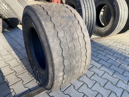 Opona ciężarowa używana naczepowa 435/50R19.5 CROSSWIND CWT10E / 9-11mm