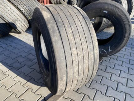  Opona ciężarowa używana naczepowa 435/50R19.5 GOODYEAR FUELMAX T / 6-7mm