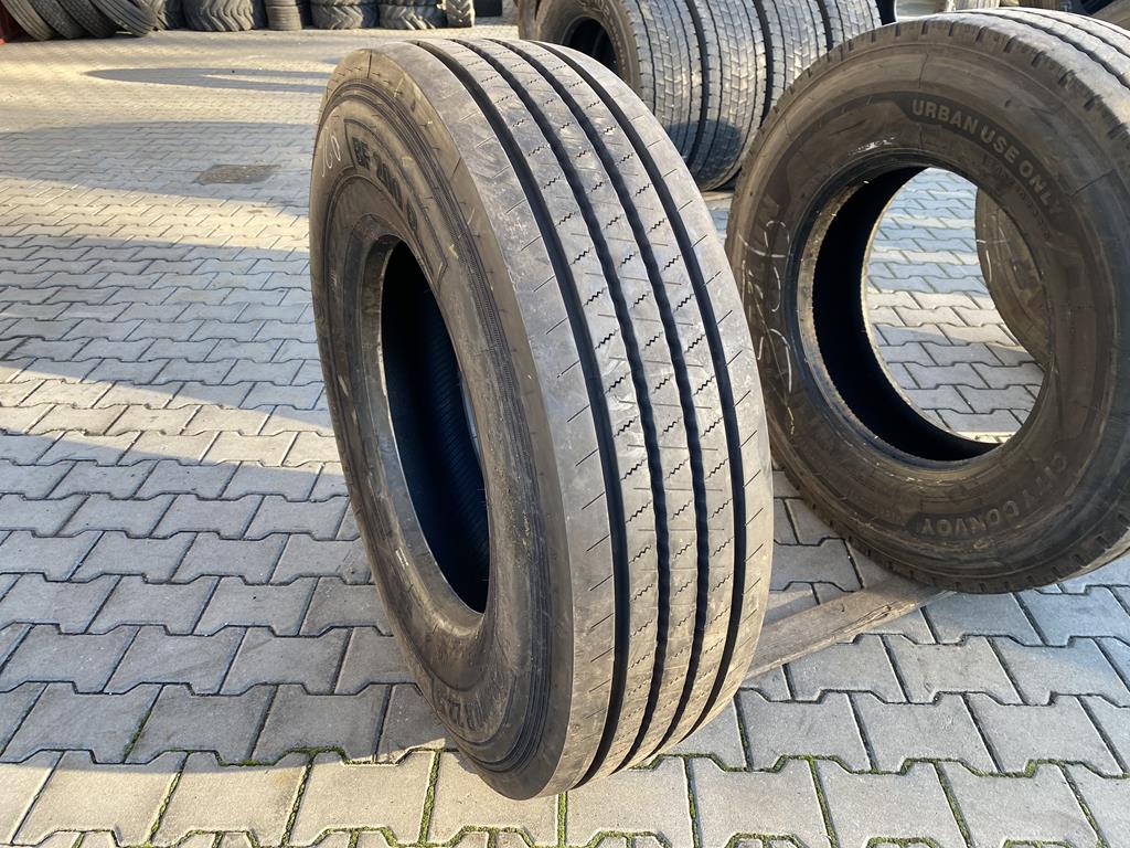 Opony ciężarowe Opona ciężarowa używana prowadząca 295/80R22.5 BARUM BF200 ROAD / 11-12mm