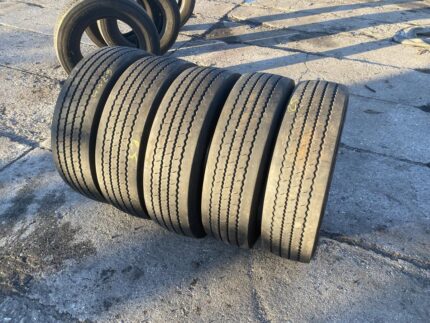 Opony używane ciężarowe przednie 215/75r17.5 Barum BF200 Road / 6-7mm