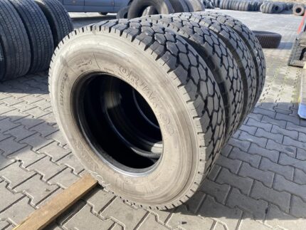 Opony ciężarowe używane napędowe 285/70R19.5 SAVA ORJAK 03 / 12-13mm