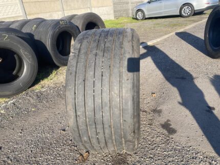 Opona używana naczepowa 435/50r19.5 Pirelli ST01 Neverending / 11mm