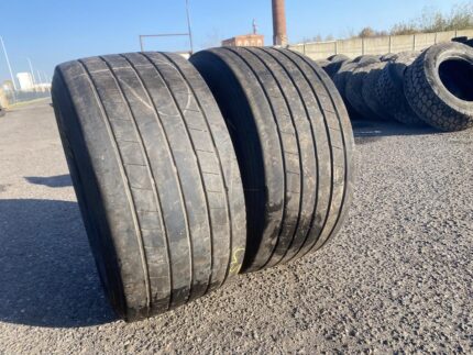  Opony używane naczepowe 435/50r19.5 Goodyer Kmax T gen2 / 7-8mm
