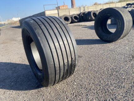  Opona używana naczepowa 445/45r19.5 Advance GL251T / 12-13mm