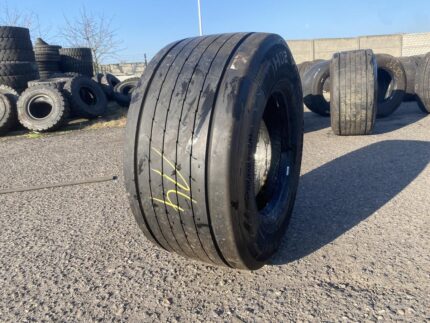  Opona używana naczepowa 435/50r19.5 Pirelli H02 Pro Trailer / 12-13mm