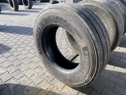 Opona ciężarowa używana prowadząca 315/70R22.5 FIRESTONE FS424 EVO ENLITEN / 9mm