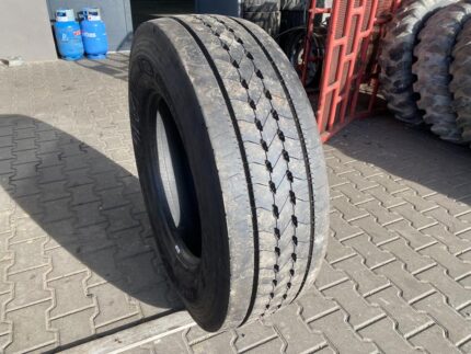  Opona ciężarowa używana prowadząca 315/70R22.5 GOODYEAR KMAX S GEN-2 / 13-14mm