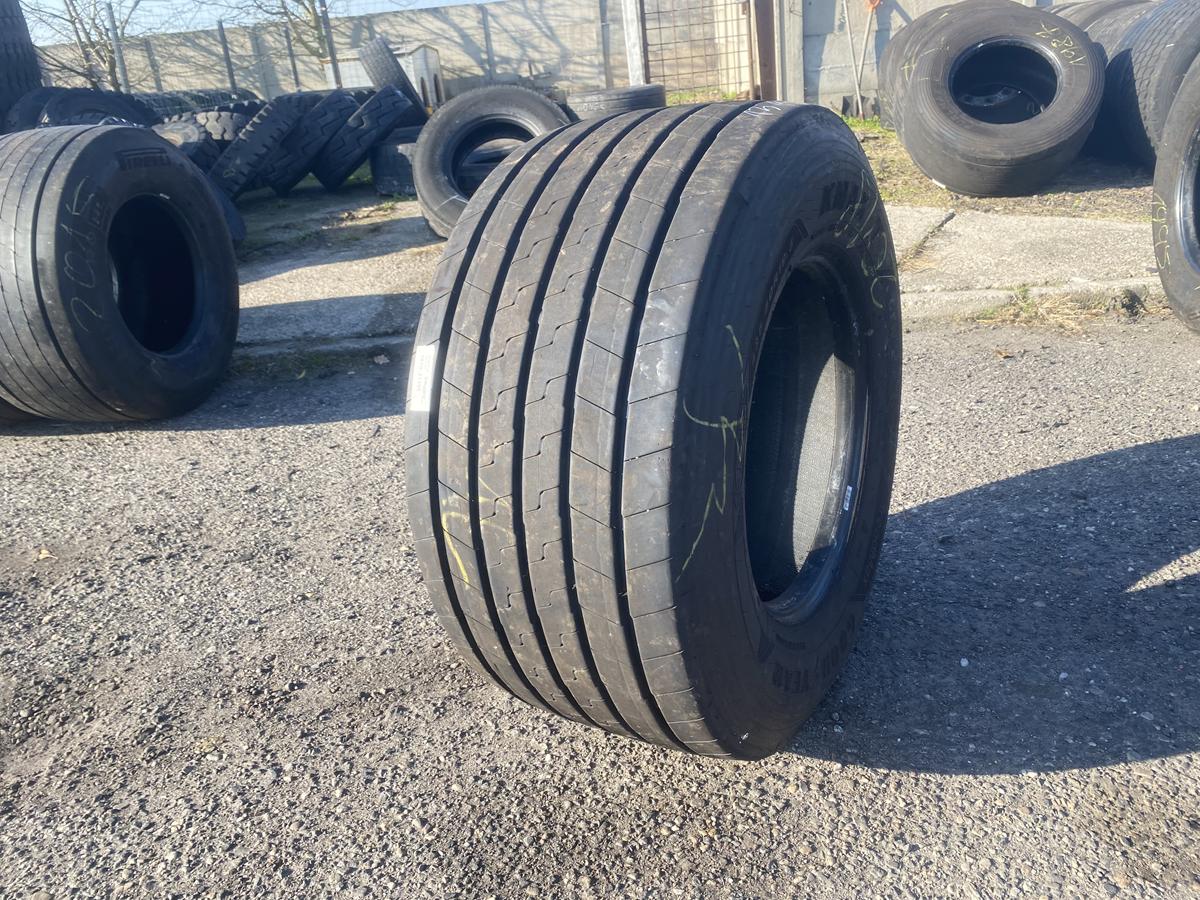 Opony ciężarowe Opona używana naczepowa 435/50r19.5 Goodyear Kmax T gen2 / 13mm