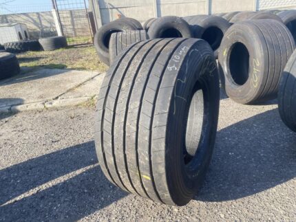  Opona używana naczepowa 435/50r19.5 Goodyer Kmax T gen2 / 9-10mm