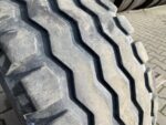 Opona do maszyn rolniczych 13.0/65-18 BKT IMPLEMENT AW702 / 10mm