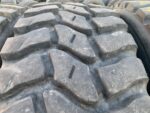 Opony używane ciężarowe napędowe budowlane 315/80R22.5 BIEŻNIKOWANA TYP FIRESTONE FD833 / 14-16mm