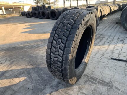  Opona używana ciężarowa napędowa mega 295/60R22.5 UNIROYAL DH100 / 12-15mm