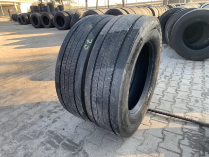  Opony używane ciężarowe przednie 275/70R22.5 PIRELLI U02 URBAN-e PRO MULTIAXLE / 12-13mm