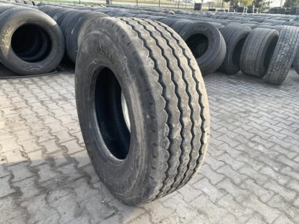  Opona używana ciężarowa do naczepy 385/65R22.5 BRIDGESTONE R168 PLUS / 10-11mm
