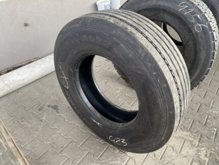 Opona ciężarowa używana prowadząca 315/80R22.5 HANKOOK SMART TOURING AL22 / 12-13mm