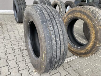  Opona ciężarowa używana prowadząca 315/70R22.5 FALKEN RI151 / 8-9mm