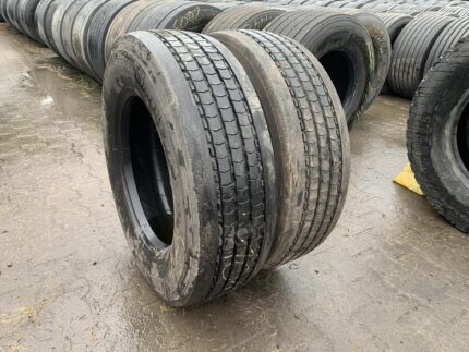  Opony używane ciężarowe przednie 265/70R19.5 MICHELIN X MULTI Z / 8-9mm
