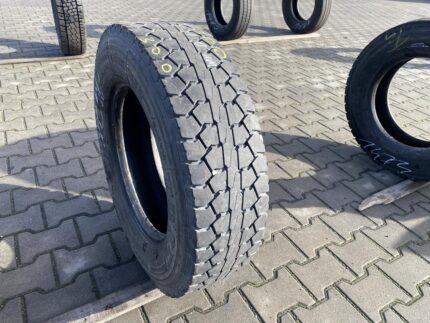  Opona ciężarowa używana napędowa 215/75R17.5 PIRELLI TR85 AMARANTO / 10mm