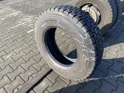 Opona ciężarowa używana napędowa 225/75R17.5 MICHELIN XDE2 / 13-14mm