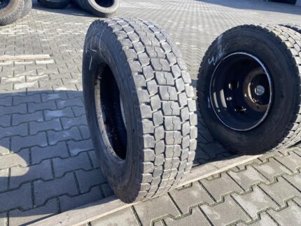  Opona ciężarowa używana napędowa 225/75R17.5 BRIDGESTONE M729 / 10-12mm