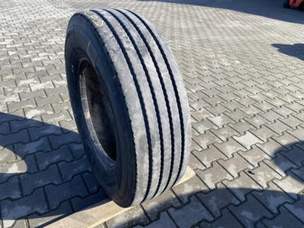  Opona ciężarowa używana naczepowa 285/70R19.5 TAURUS ROADS T #2 / 8-10mm