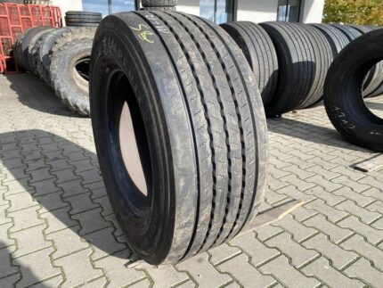  Opona używana ciężarowa przednia 385/55R22.5 SEMPERIT RUNNER F2 / 11-12mm