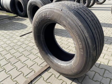 Opona używana ciężarowa przednia 385/55R22.5 SEMPERIT RUNNER F2 / 11-12mm