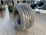 Opona używana ciężarowa naczepowa mega 435/50R19.5 GOODYEAR KMAX T GEN-2 / 9-10mm