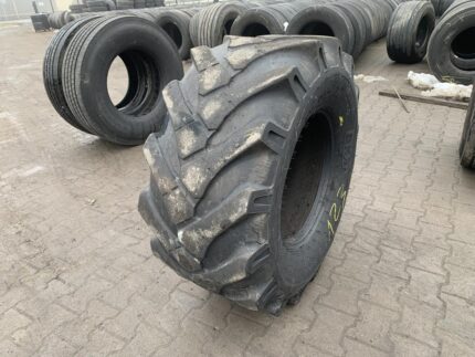  Opona używana przemysłowa do maszyn budowlanych 18-19.5 BKT MP567