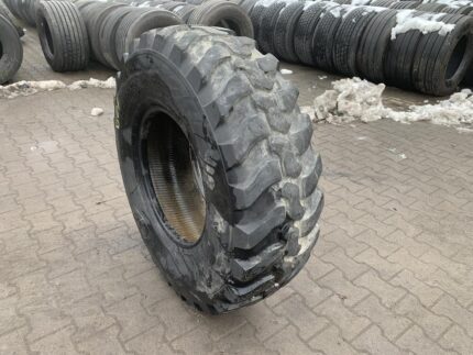  Opona przemysłowa używana ładowarka 365/80R20 14.5R20 DUNLOP SPT9