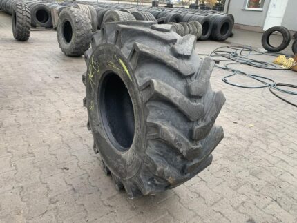  Opona używana przemysłowa koparka ładowarka 18-19.5 CAMSO TRACTIONMASTER 4L-R4