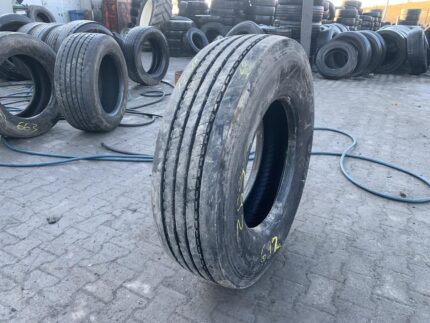  Opona ciężarowa używana prowadząca 295/80R22.5 HANKOOK SMART TOURING AL22 / 10-12mm