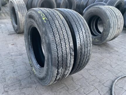  Opony używane ciężarowe przednie 235/75R17.5 CONTINENTAL CONTI SCANDINAVIA LS3 / 6-8mm