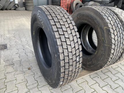  Opona ciężarowa używana napędowa 315/80R22.5 BIEŻNIKOWANA Typ MICHELIN XDE2 / 99% Bieżnika