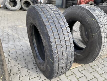 Używana opona ciężarowa napędowa 315/80R22.5 DĘBICA DRD2 / 13-15mm