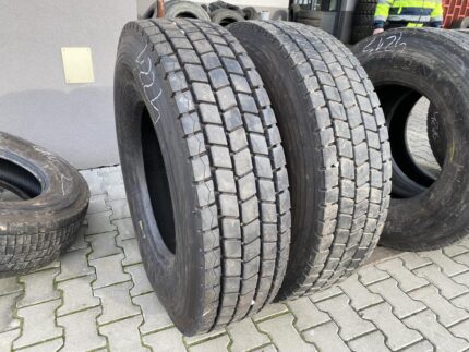  Używane opony ciężarowe napędowe 315/80R22.5 DĘBICA DRD2 / 15-18mm