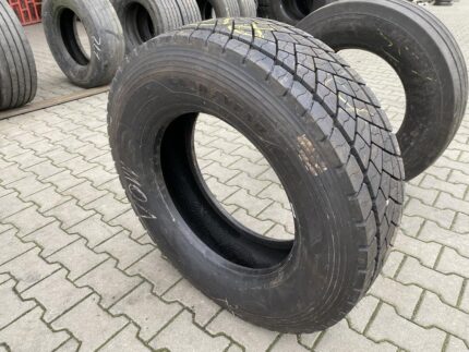Opona ciężarowa używana napędowa 265/70R19.5 GOODYEAR KMAX D GEN-2 / 100% Bieżnika