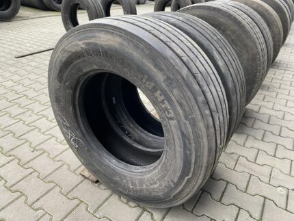 Opony ciężarowe używane naczepowe 285/70R19.5 CONTINENTAL CONTI HYBRID HT3 / 8-11mm
