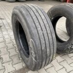  Opona ciężarowa używana naczepowa 285/70R19.5 GOODYEAR KMAX T / 8-10mm