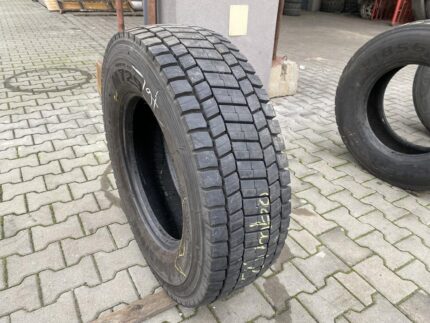  Opona ciężarowa używana napędowa 285/70R19.5 BRIDGESTONE M729 / 13-14mm