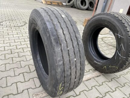  Opona ciężarowa używana naczepowa 285/70R19.5 GOODYEAR REGIONAL RHT II / 11mm