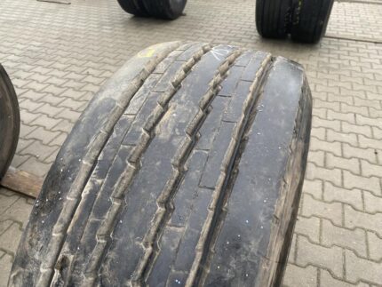 Opona ciężarowa używana naczepowa 385/55R22.5 AEROTYRE AE01-T PLUS / 15-16mm