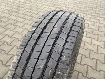 Opona używana ciężarowa prowadząca 235/75R17.5 MICHELIN XZE1 / 13mm
