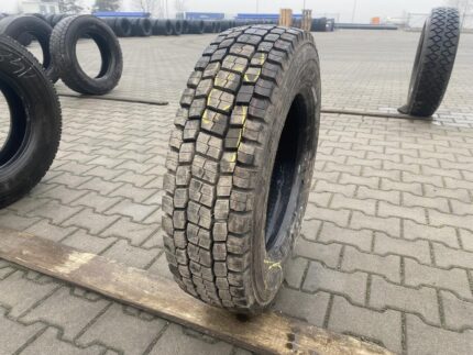 Opona ciężarowa używana napędowa 205/75R17.5 BRIDGESTONE M729 / 14mm