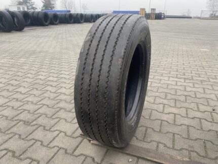  Opona ciężarowa używana naczepowa 245/70R19.5 SEMPERIT RUNNER T2 / 7-8mm