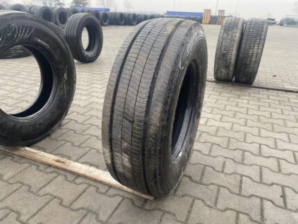  Opona ciężarowa używana naczepowa 245/70R17.5 FULDA ECOTONN / 11-12mm