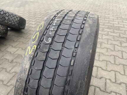 Opona używana ciężarowa przednia  265/70R19.5 MICHELIN X MULTI Z / 6mm