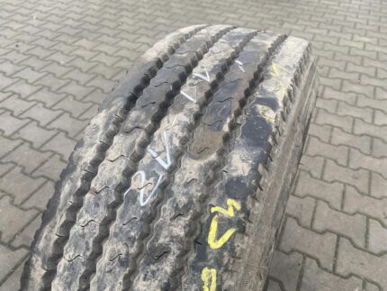 Opona ciężarowa używana prowadząca 265/70R19.5 BARKLEY BL207 / 11-12mm