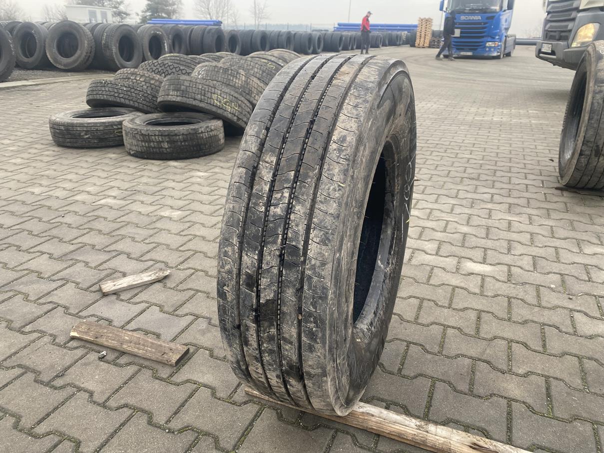Opony ciężarowe Opona używana ciężarowa prowadząca 285/70R19.5 FIRESTONE FS411 / 10mm