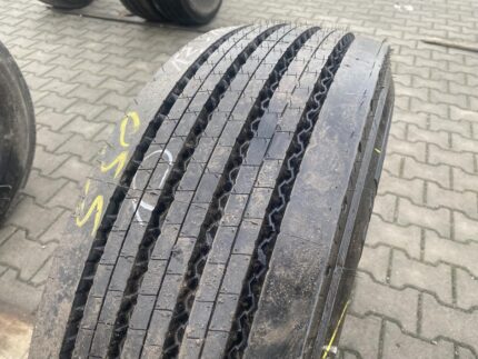 Opona ciężarowa używana naczepowa  285/70R19.5 CONTINENTAL HTR1 / 13-14mm
